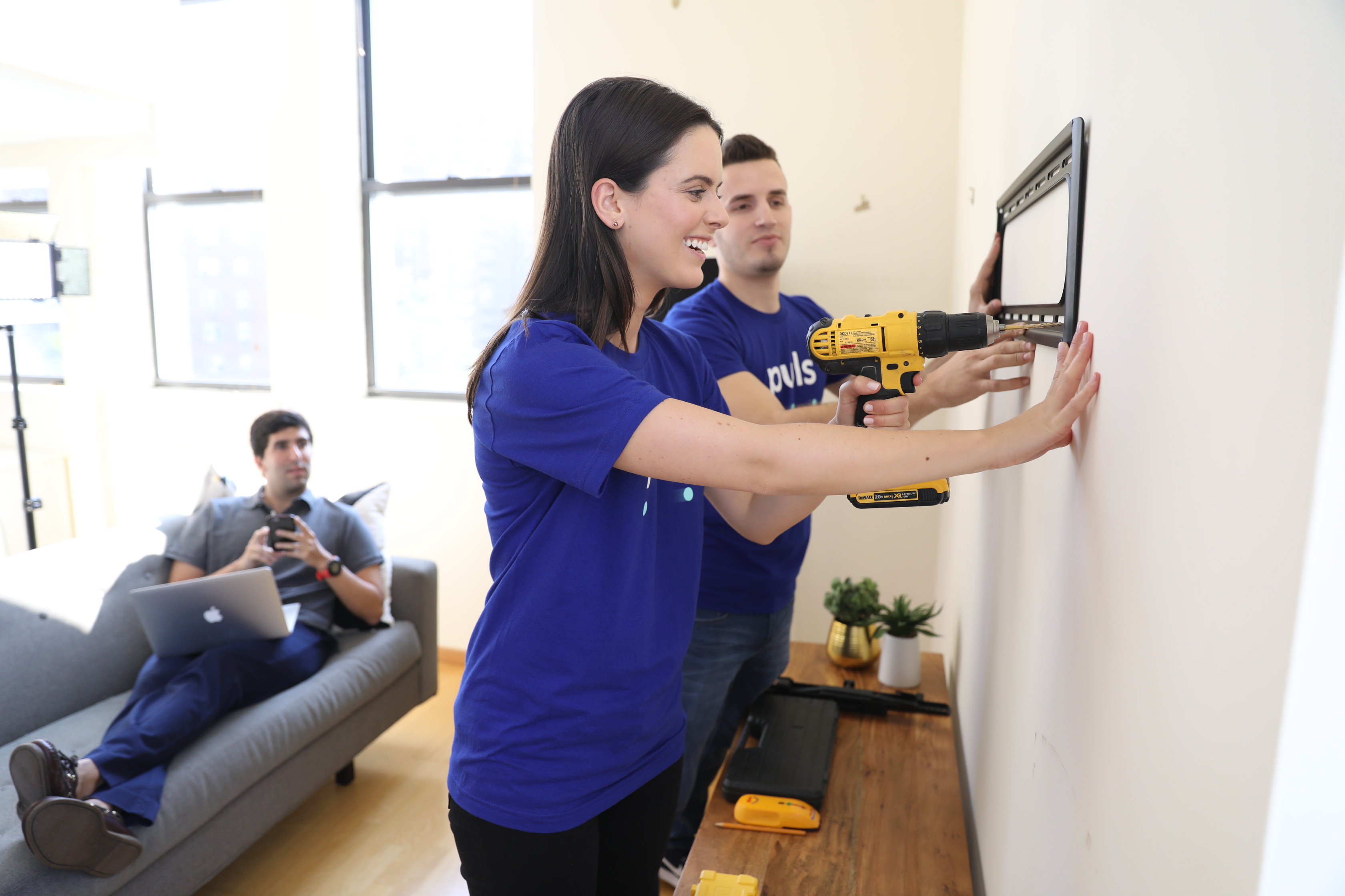 Puls TV Mounting Resource Center: How-To Mount your TV, Mounts Sizes ...